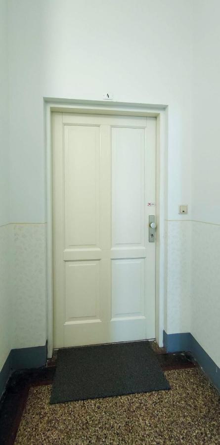 Highlight Apartment Naschmarkt Vienna Exterior photo