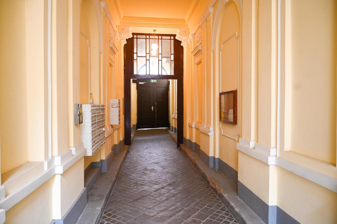 Highlight Apartment Naschmarkt Vienna Exterior photo